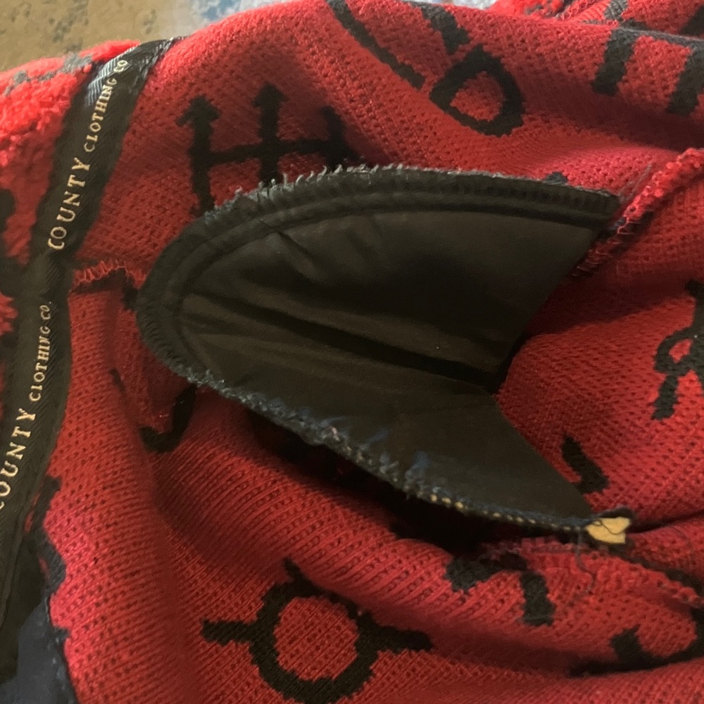 Vintage‎ Red Carpet Fleece Jacket with Black Brand Print - Picture 11 of 12